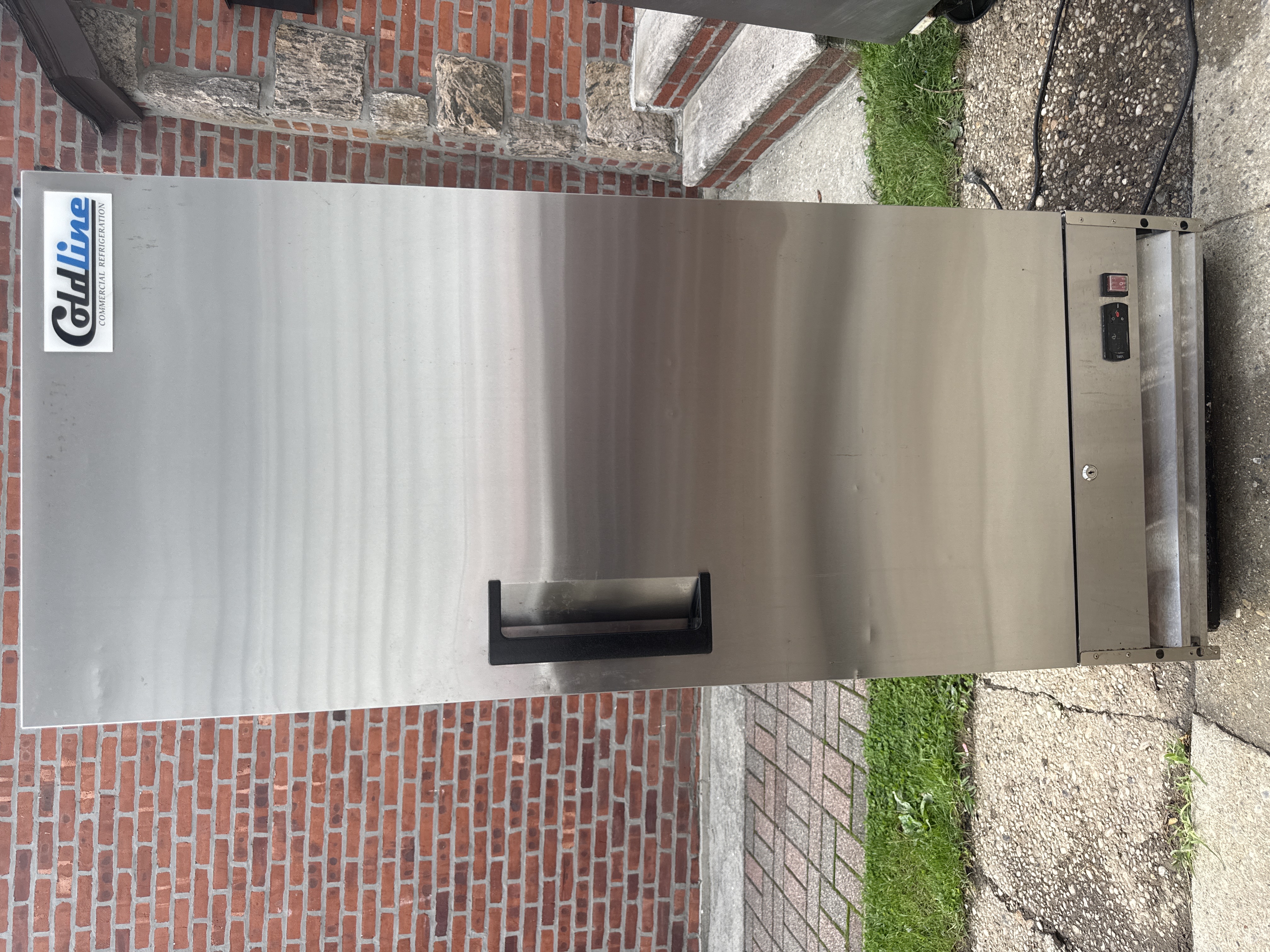 1-Door Reach-In Freezer Coldline C12R used commercial restaurant equipment NYC